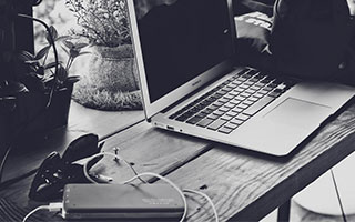 是时候给“黄谣”装上“杀毒软件”了