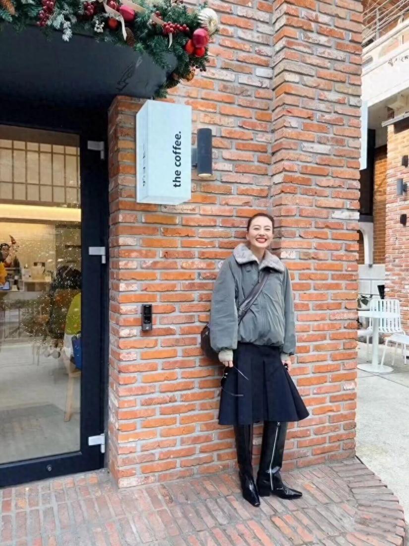 中国中年女明星_中年女性高圆圆时髦穿搭_中年女性杨幂时髦穿搭