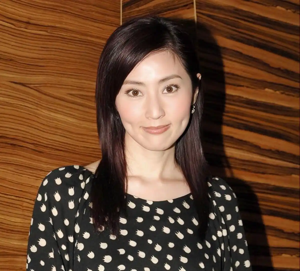 张玉珊保养秘诀_张玉珊近况_香港女明星最新