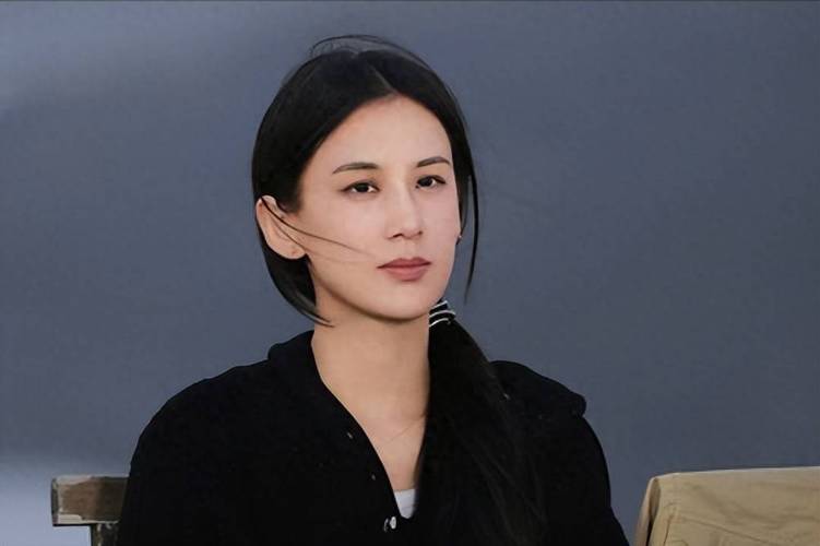 黄圣依娱乐节目_娱乐圈h黄圣依_黄圣依在娱乐圈的地位