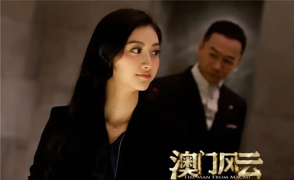 娱乐圈天生富贵相女星_朱珠陈红袁咏仪郭晶晶景甜_旺夫面相的女明星